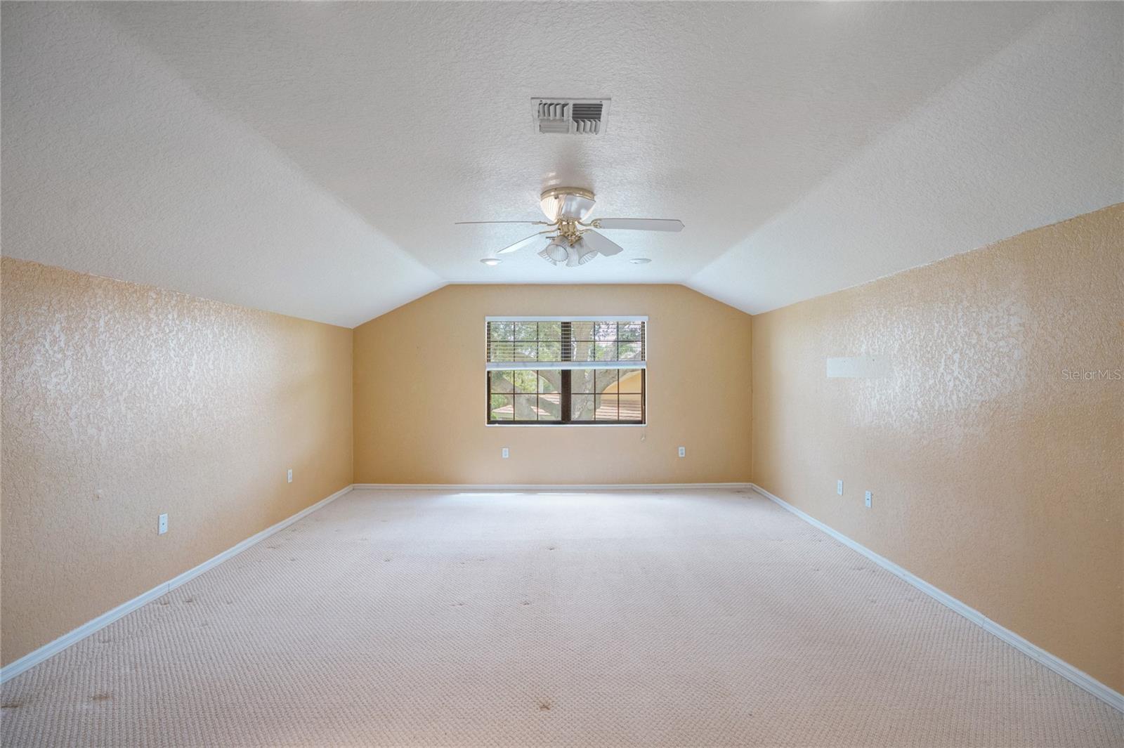 COUNTRY CLUB OF SARASOTA THE - Residential