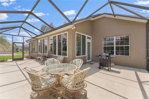 A home in WINTER HAVEN