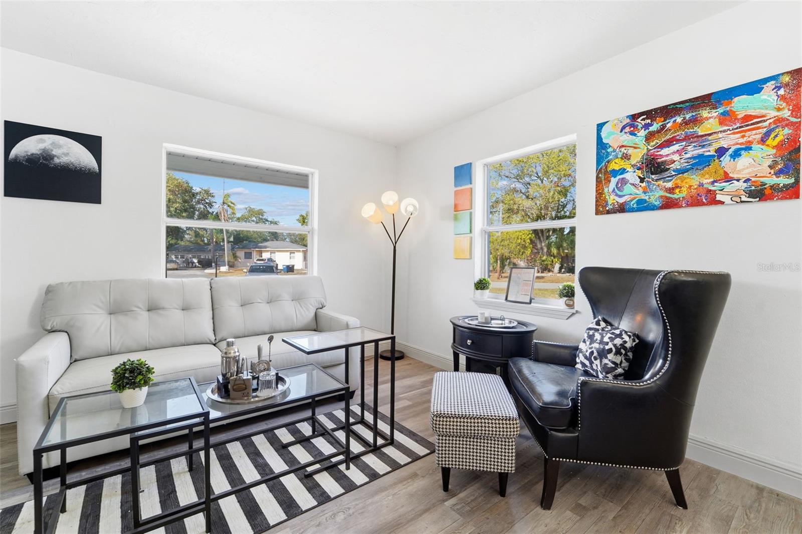 1215 NICHOLSON STREET