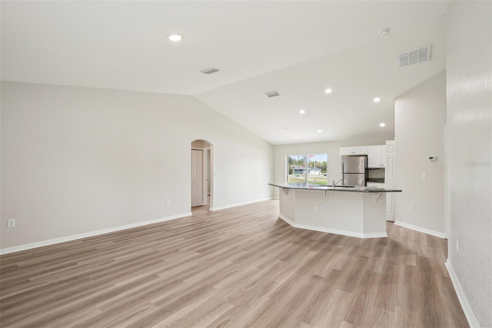 SILVER SPGS SHORES UN 12 - Residential