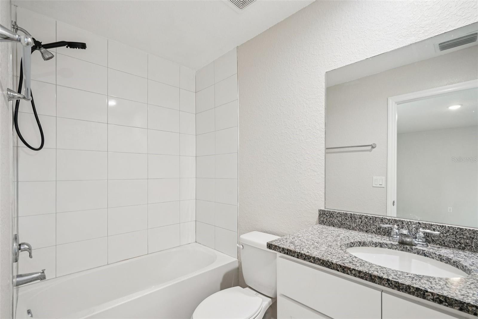 SILVER SPGS SHORES UN 12 - Residential