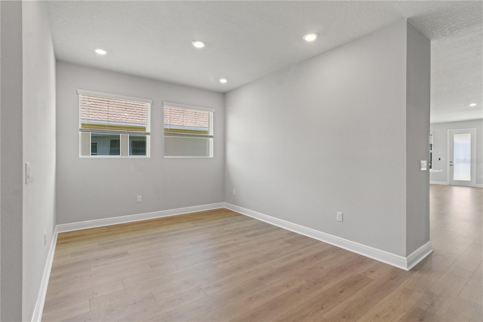 MORGANS GLEN PH IA, IB, IC, IIA & IIB - Residential Lease
