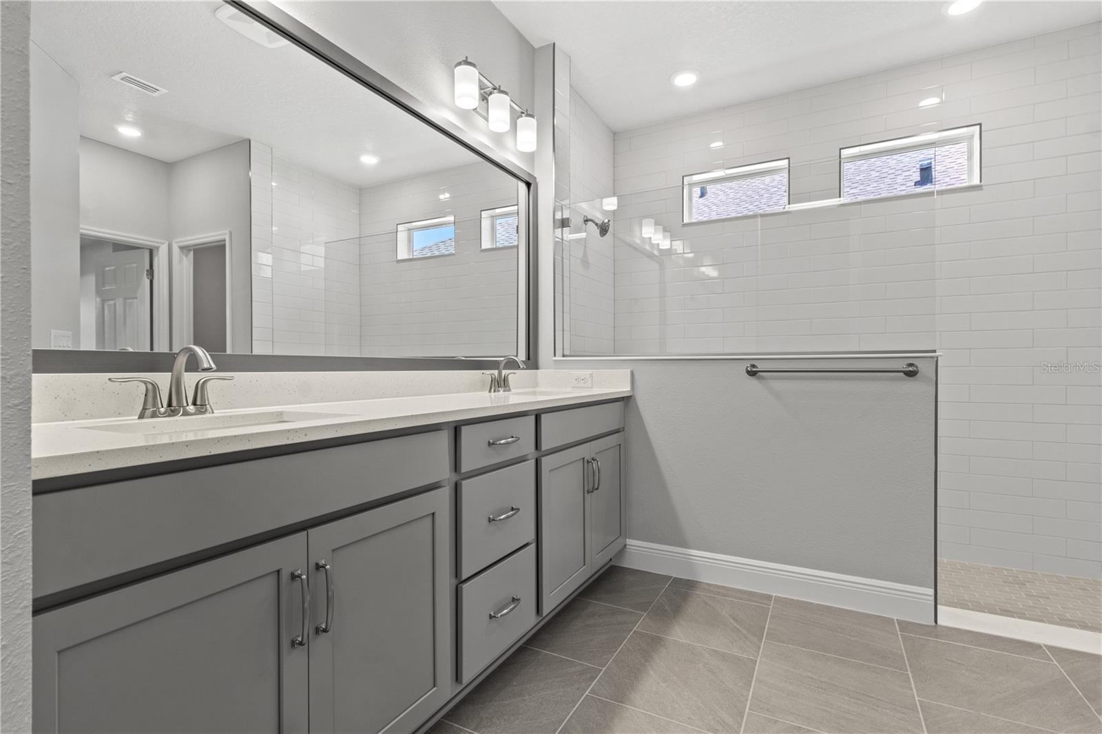 MORGANS GLEN PH IA, IB, IC, IIA & IIB - Residential Lease