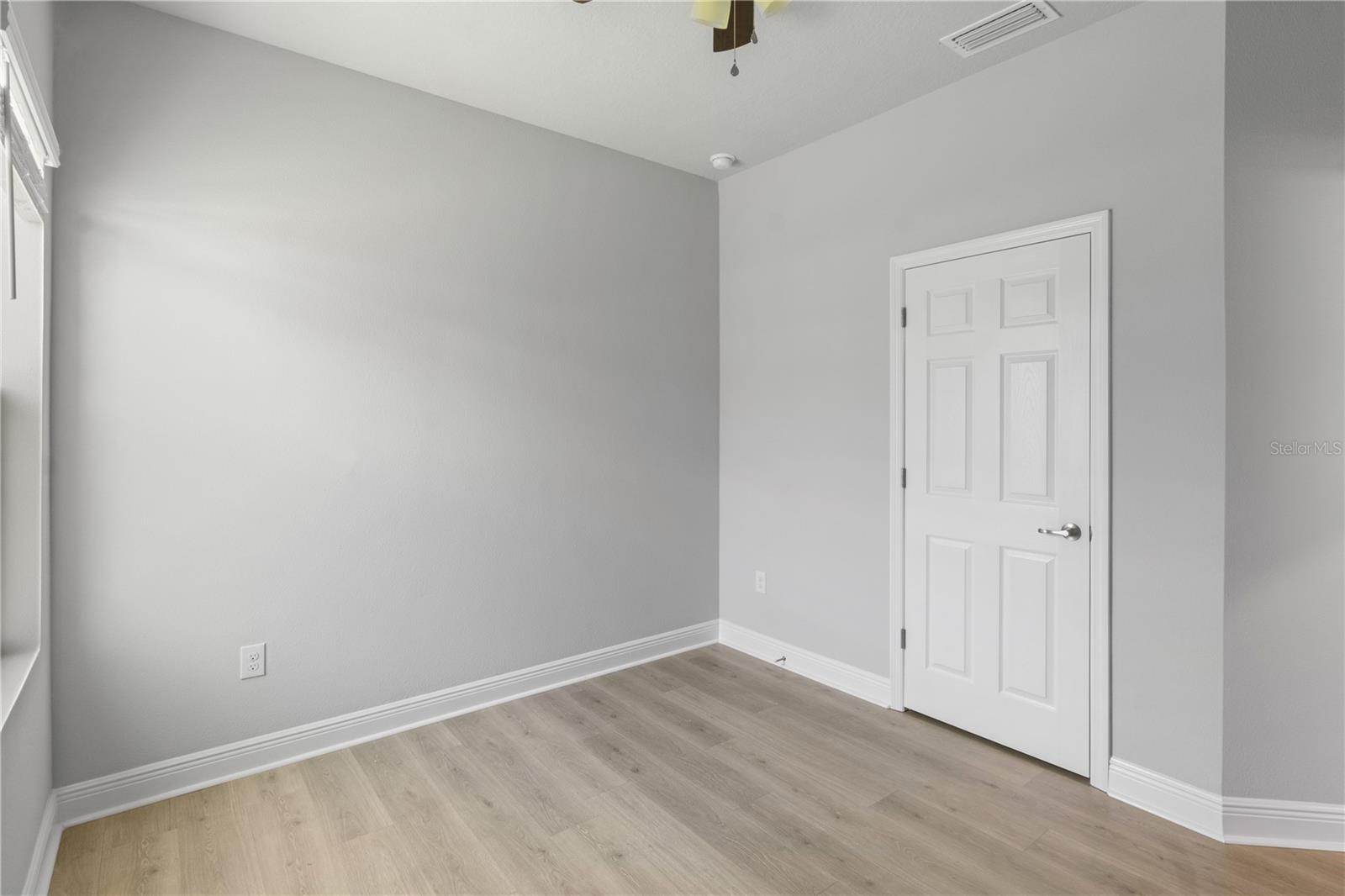 MORGANS GLEN PH IA, IB, IC, IIA & IIB - Residential Lease