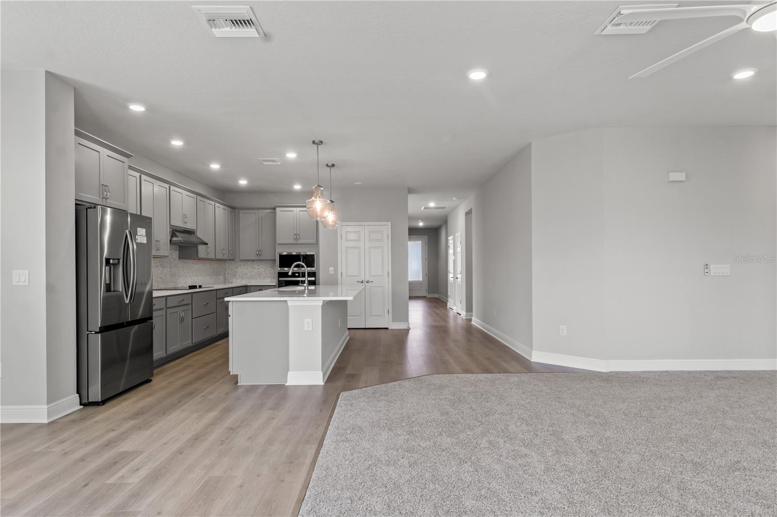 MORGANS GLEN PH IA, IB, IC, IIA & IIB - Residential Lease