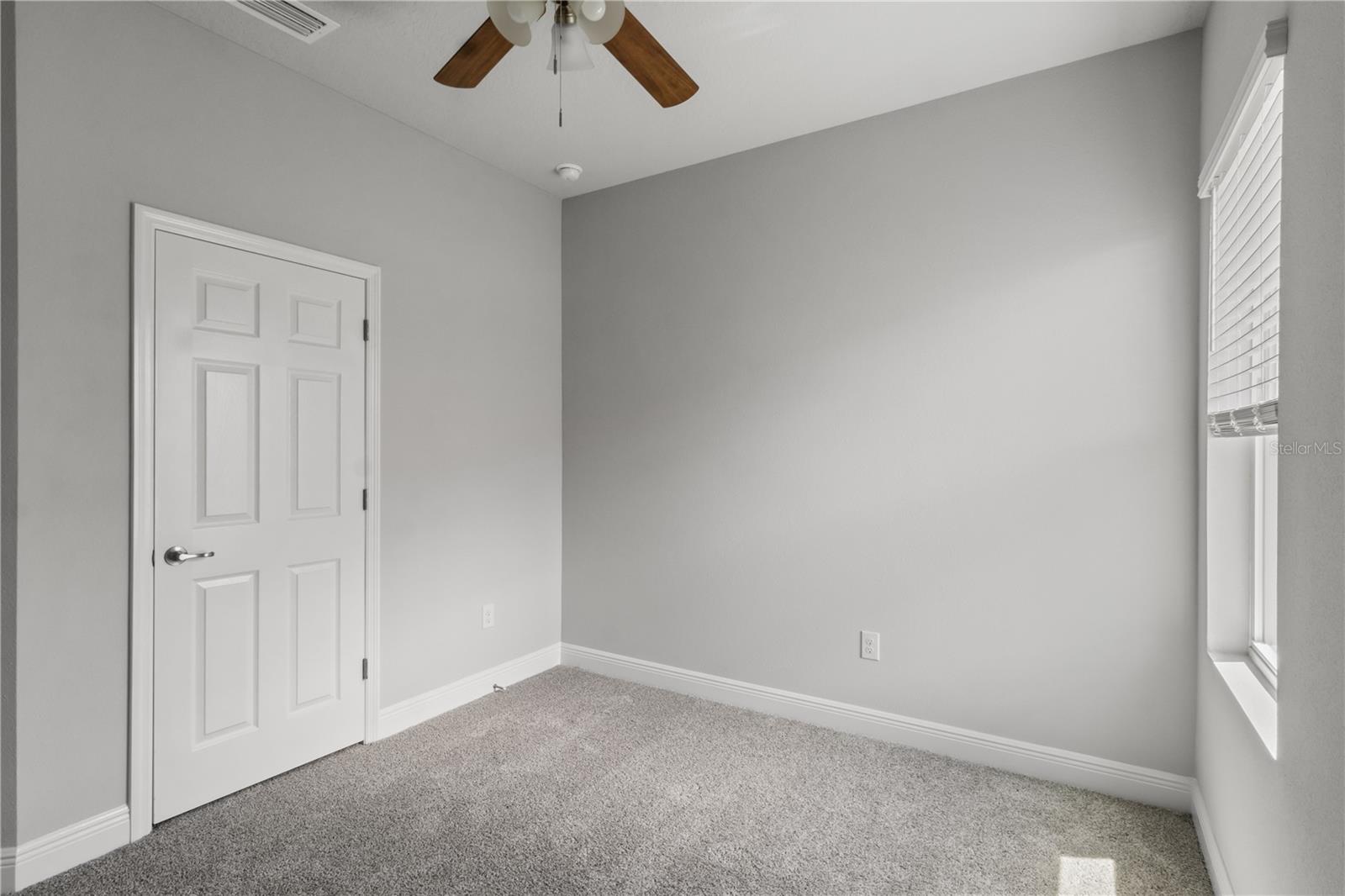 MORGANS GLEN PH IA, IB, IC, IIA & IIB - Residential Lease