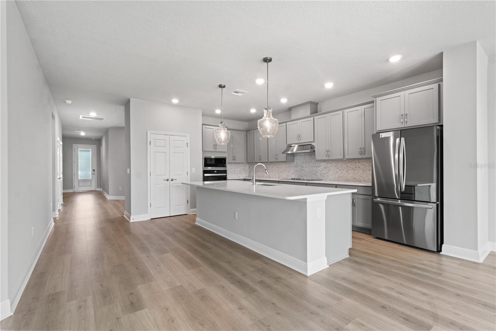 MORGANS GLEN PH IA, IB, IC, IIA & IIB - Residential Lease