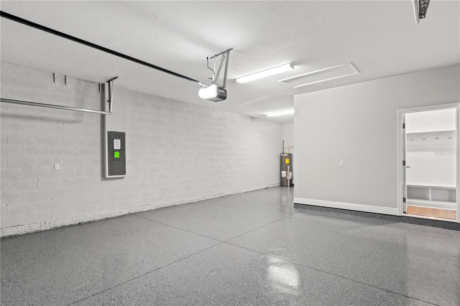 MORGANS GLEN PH IA, IB, IC, IIA & IIB - Residential Lease