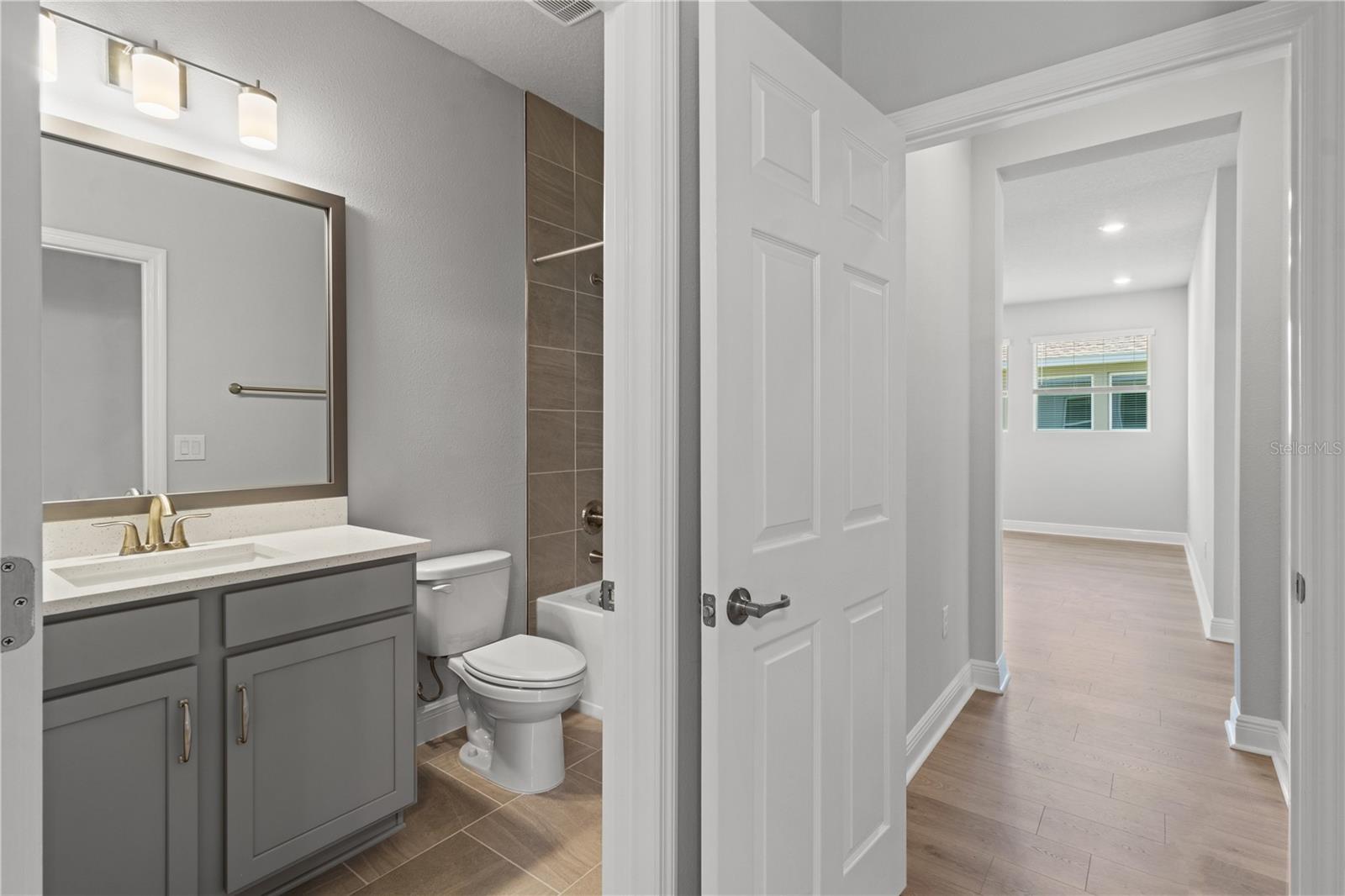 MORGANS GLEN PH IA, IB, IC, IIA & IIB - Residential Lease