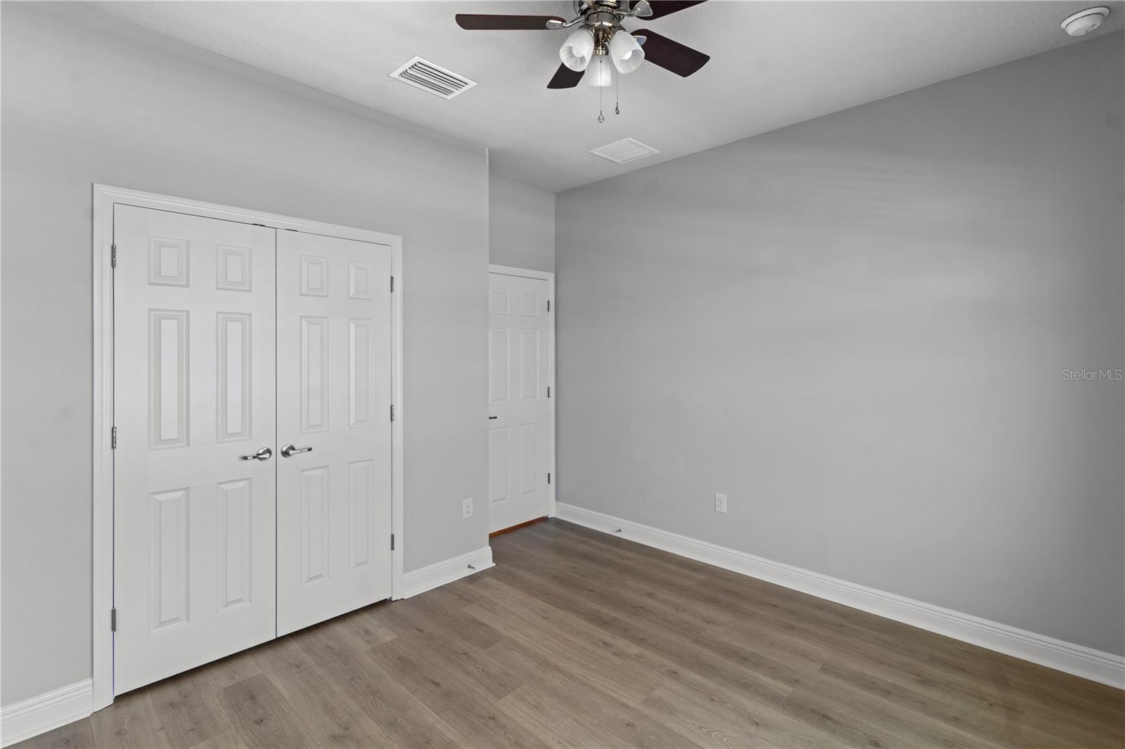 MORGANS GLEN PH IA, IB, IC, IIA & IIB - Residential Lease