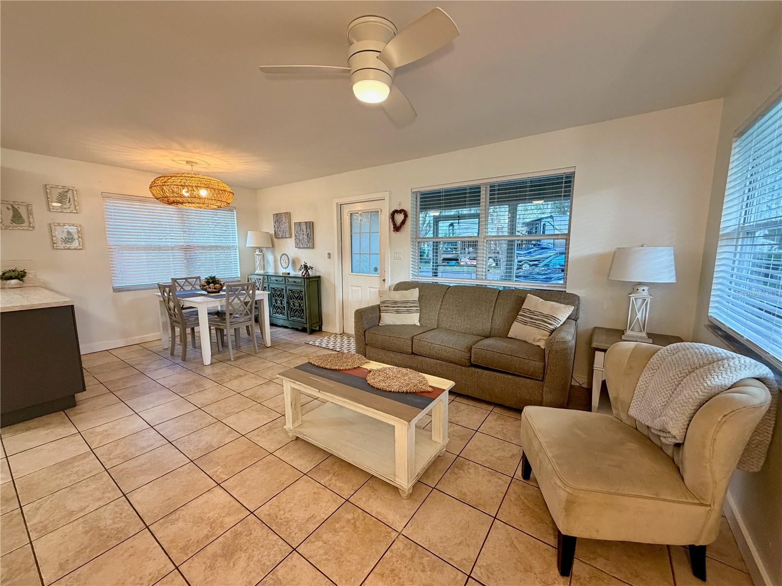 SALT SPRINGS RESORT - Residential