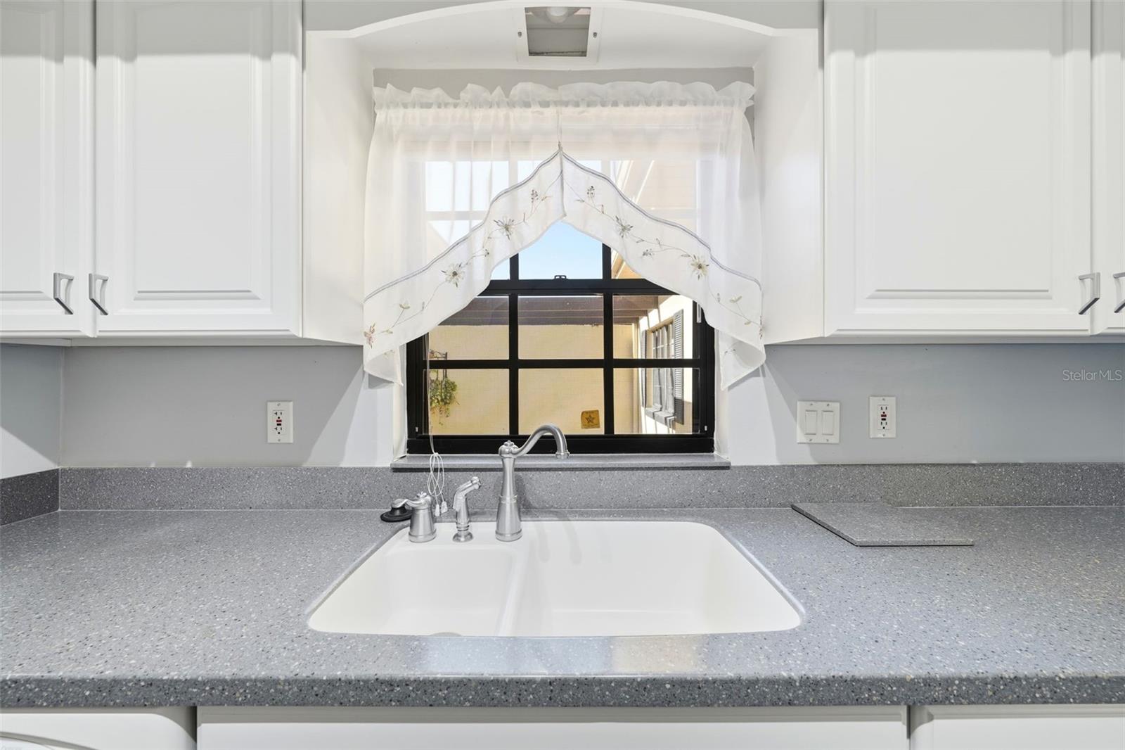 EUSTIS FAIROAKS CONDO - Residential