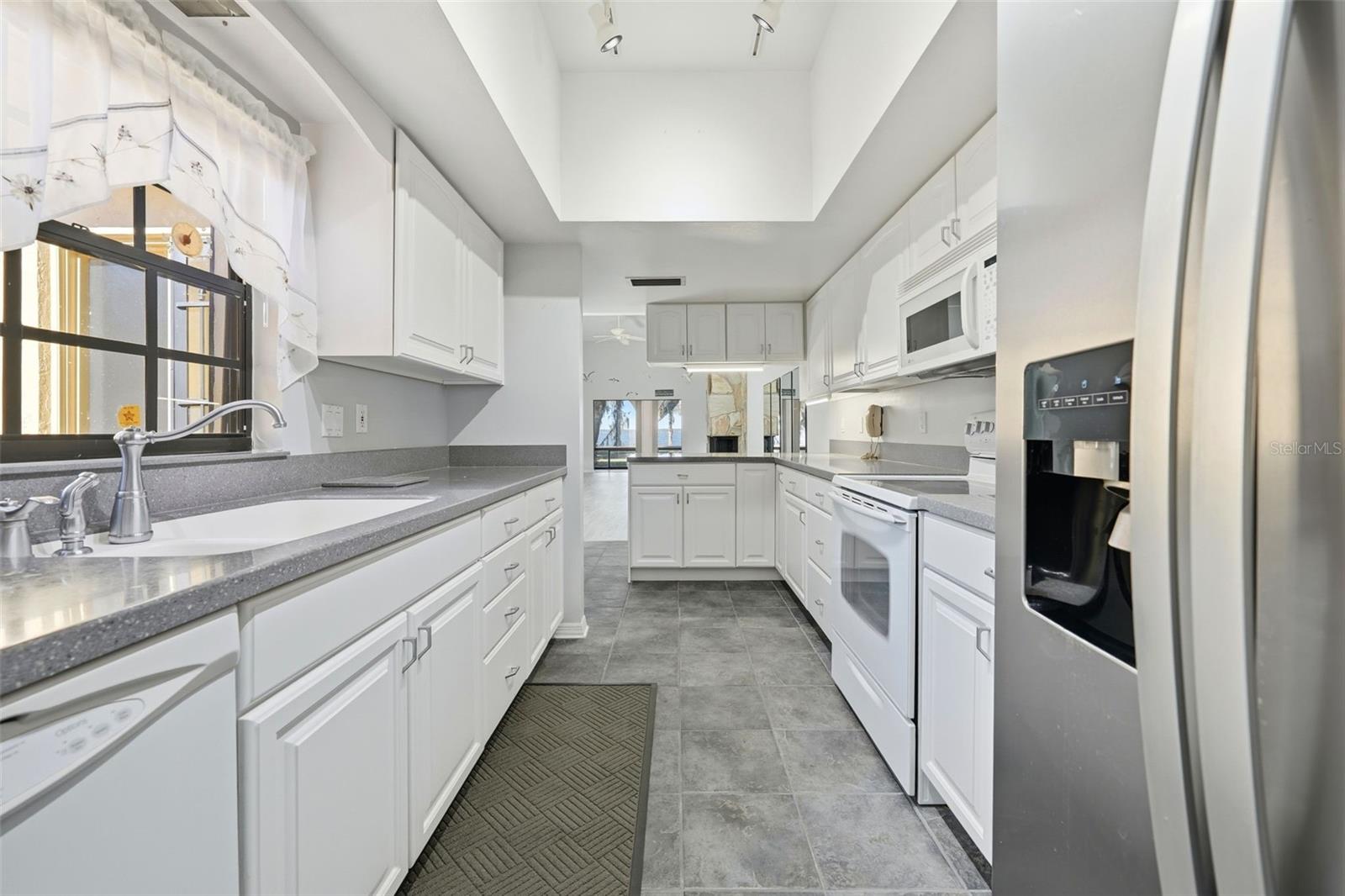 EUSTIS FAIROAKS CONDO - Residential