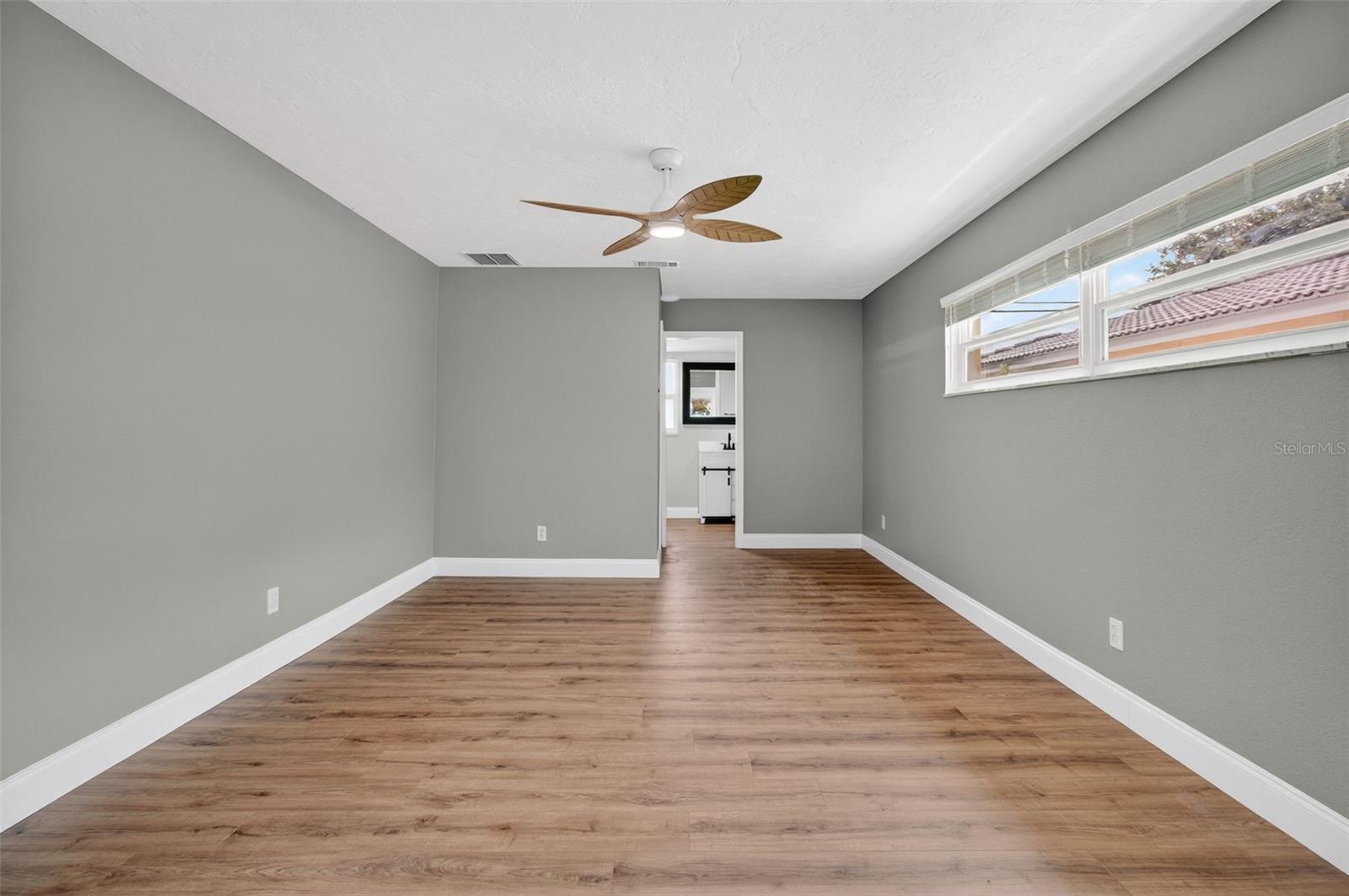 CAPRI ISLE - Residential Lease