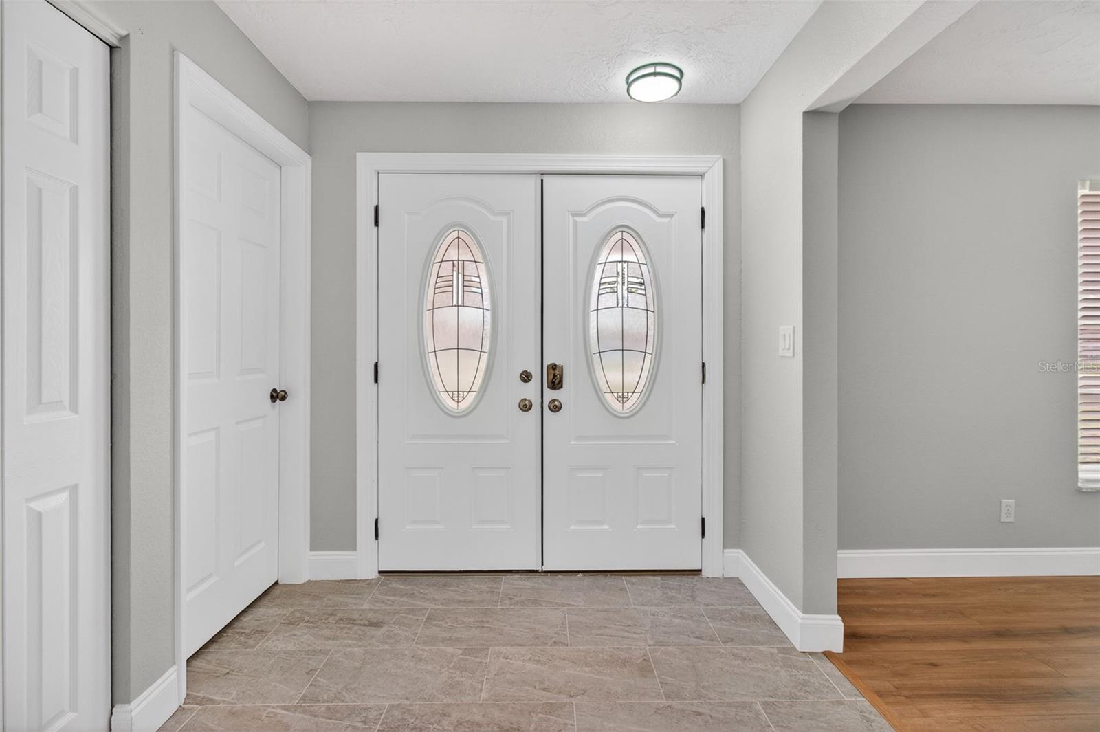 CAPRI ISLE - Residential Lease