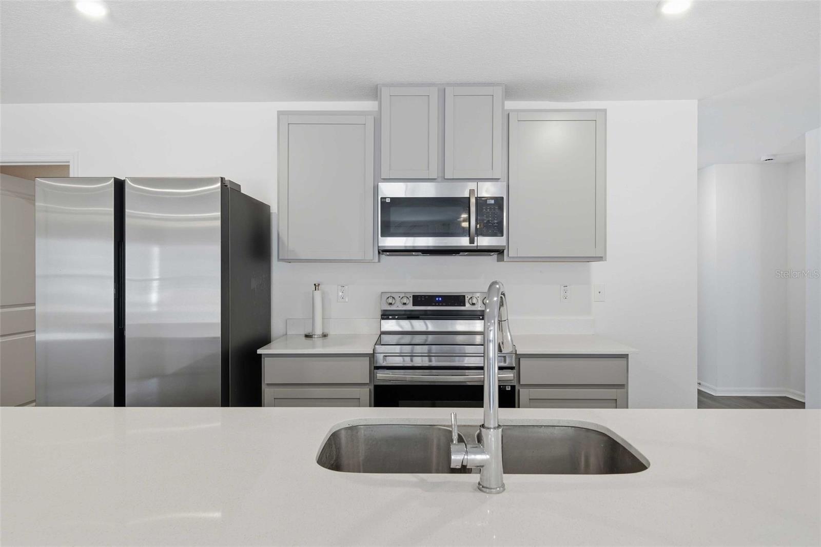 ROYAL HIGHLANDS - Residential