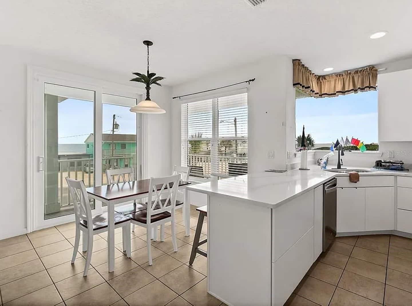 PEBBLE BEACH VILLAGE PARCELL B - Residential