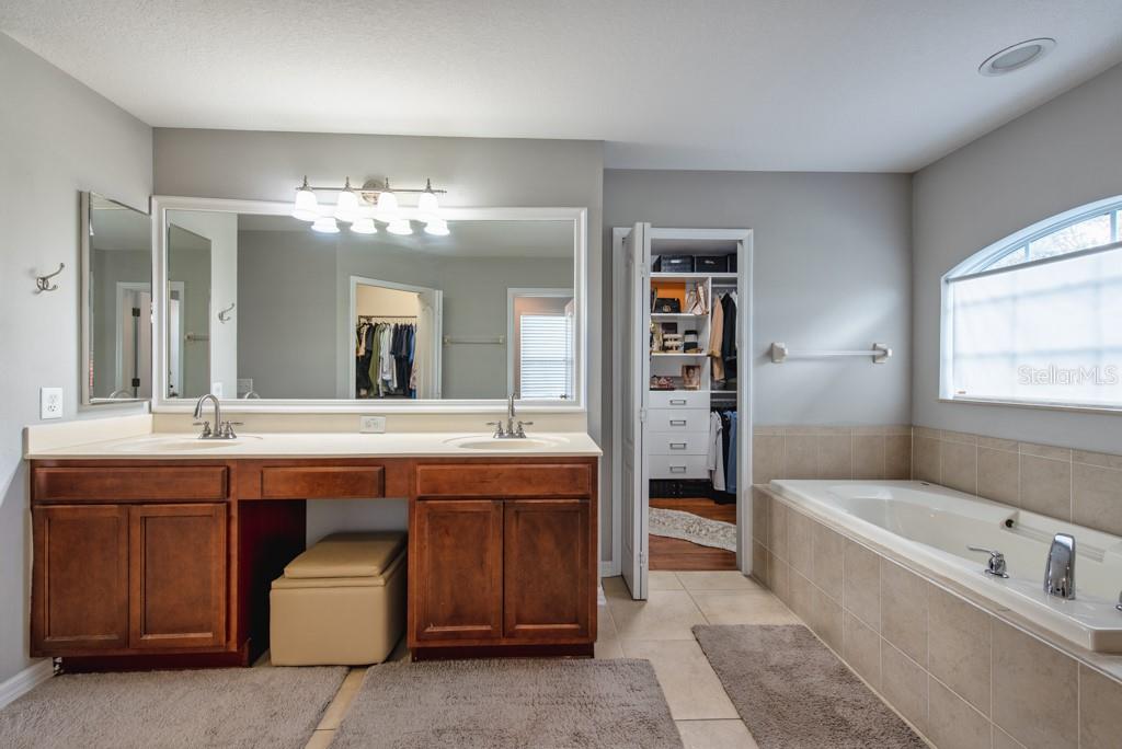 CROSBY CROSSINGS - Residential