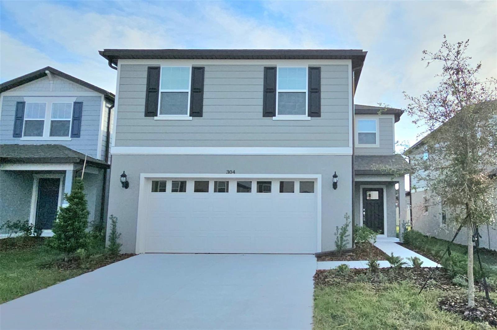 Welcome to 304 Woodsage Place, Lake Alfred, FL 33850, a beautiful and modern 5-bedroom, 3-bathroom home perfect for families or those needing extra space. This home features a primary bedroom on the first floor, providing added privacy and convenience. Property Features: 5 bedrooms / 3 bathrooms – Plenty of space for a large family or home office needs. Primary bedroom on the first floor – Easy access and enhanced privacy. Open-concept living and dining area – Ideal for entertaining and daily living. Modern kitchen – Equipped with stainless steel appliances and ample counter space. 2-car garage – Secure and spacious parking. Private backyard – Perfect for outdoor relaxation. Great location – Situated in a quiet community close to shopping, dining, and major highways. Don't miss out on this fantastic rental opportunity! Available now. Contact us today for more details or to schedule a showing!