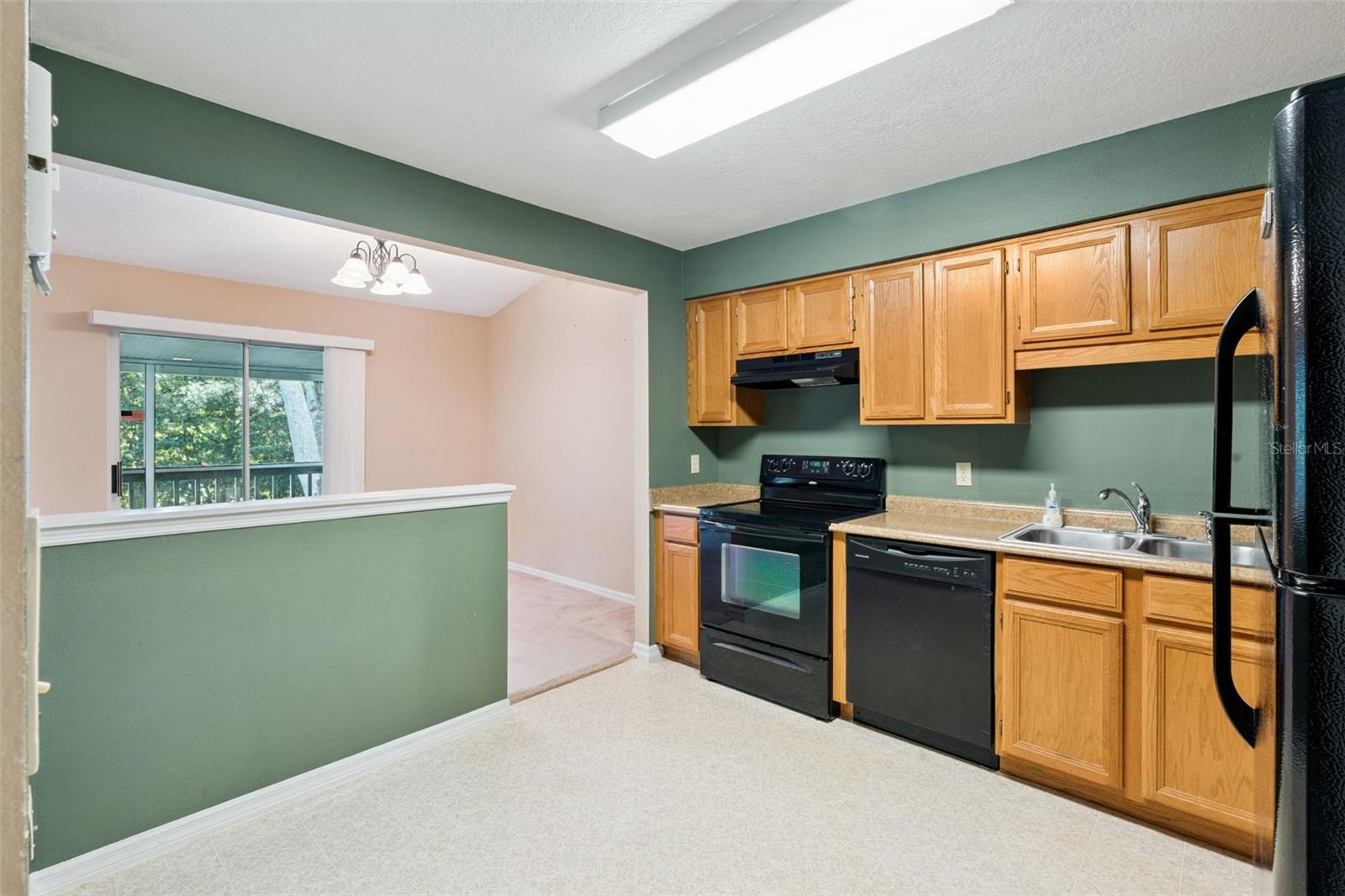 COACH HOMES AT DOVER VILLAGE - Residential