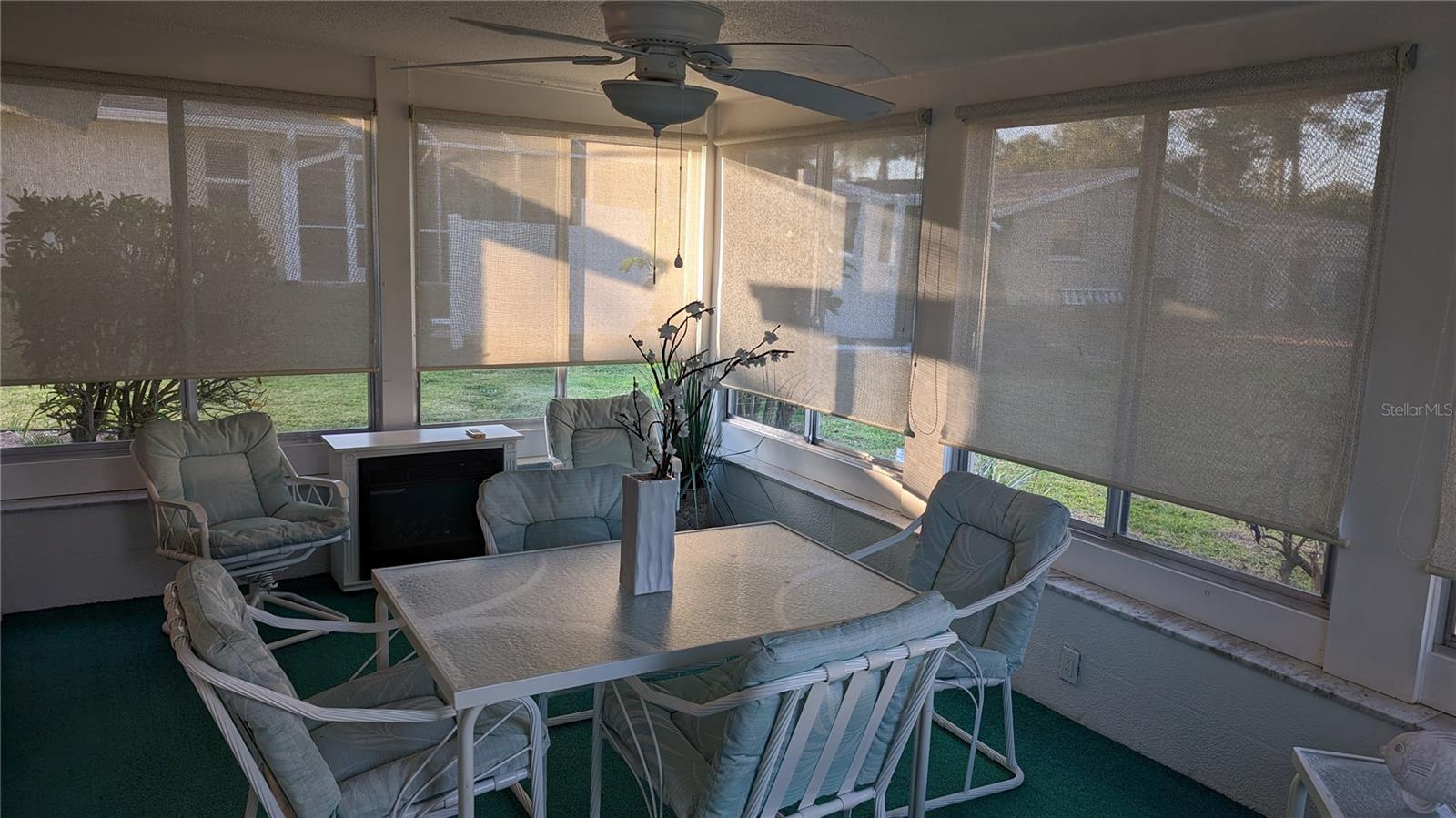 SOUTH VENICE - Residential Lease