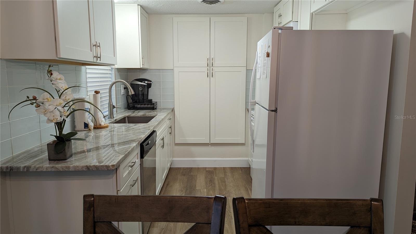 SOUTH VENICE - Residential Lease