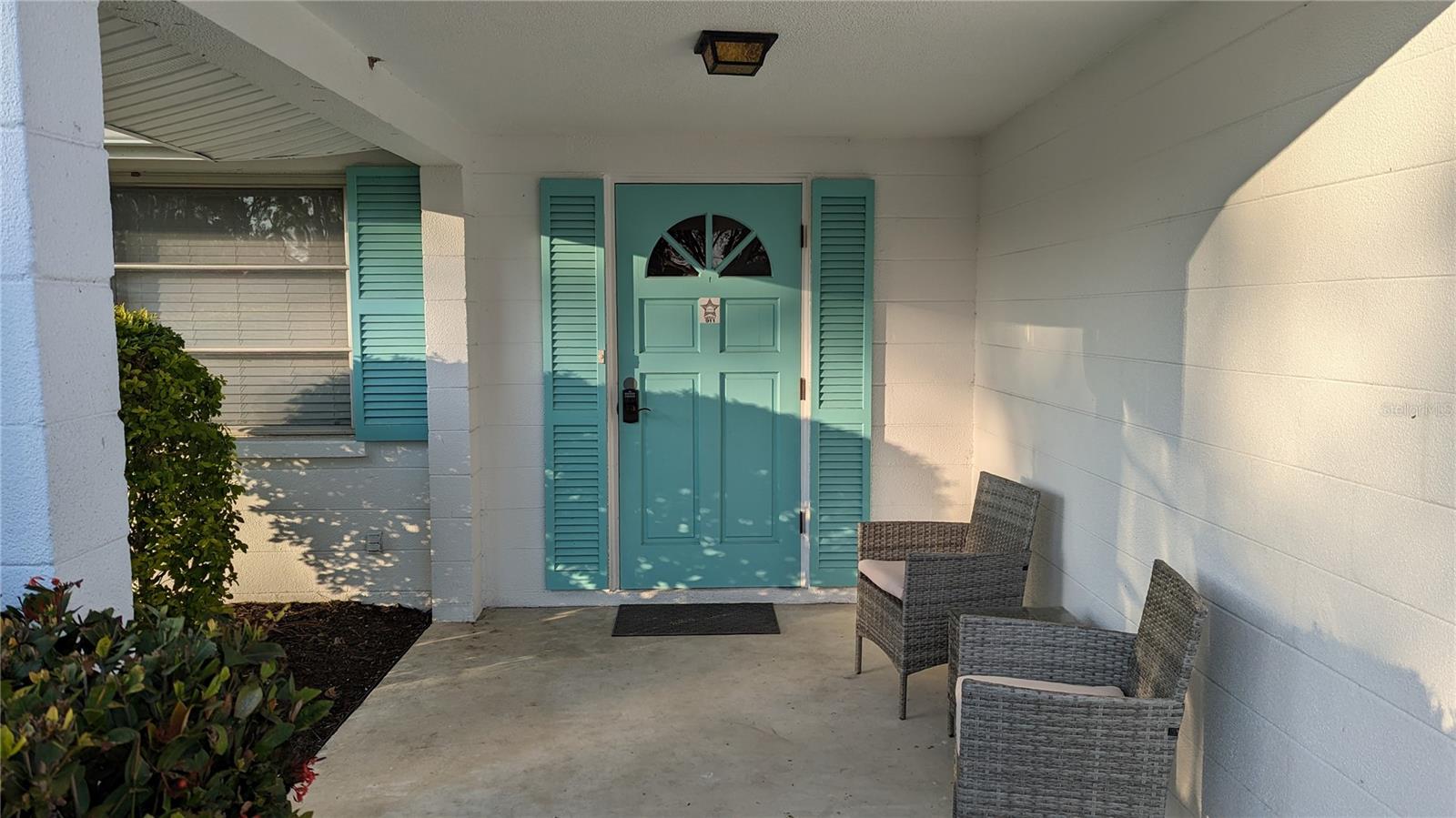 SOUTH VENICE - Residential Lease