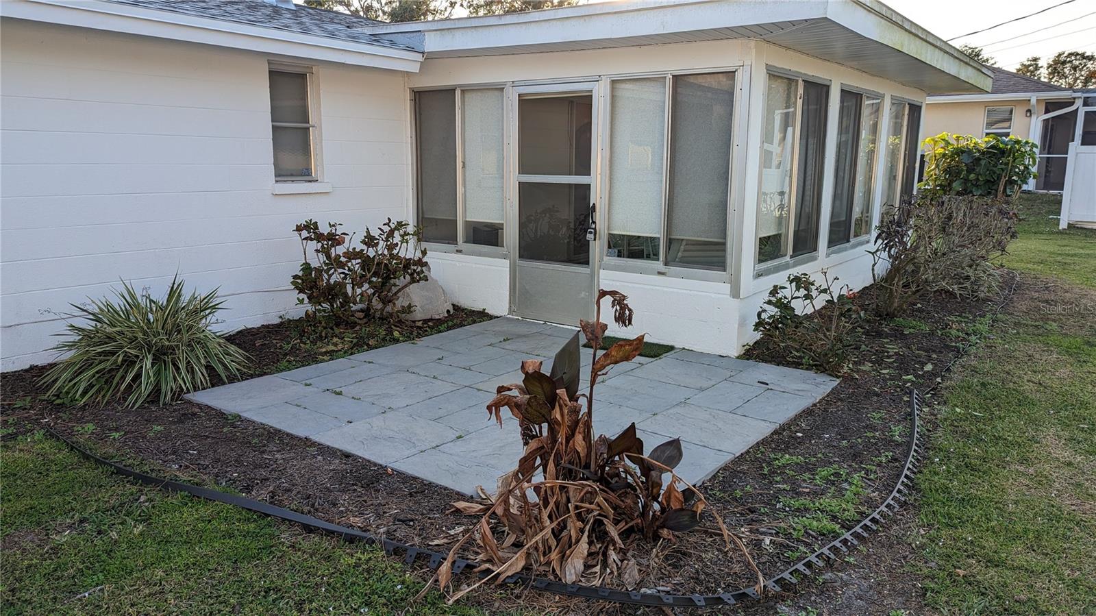 SOUTH VENICE - Residential Lease