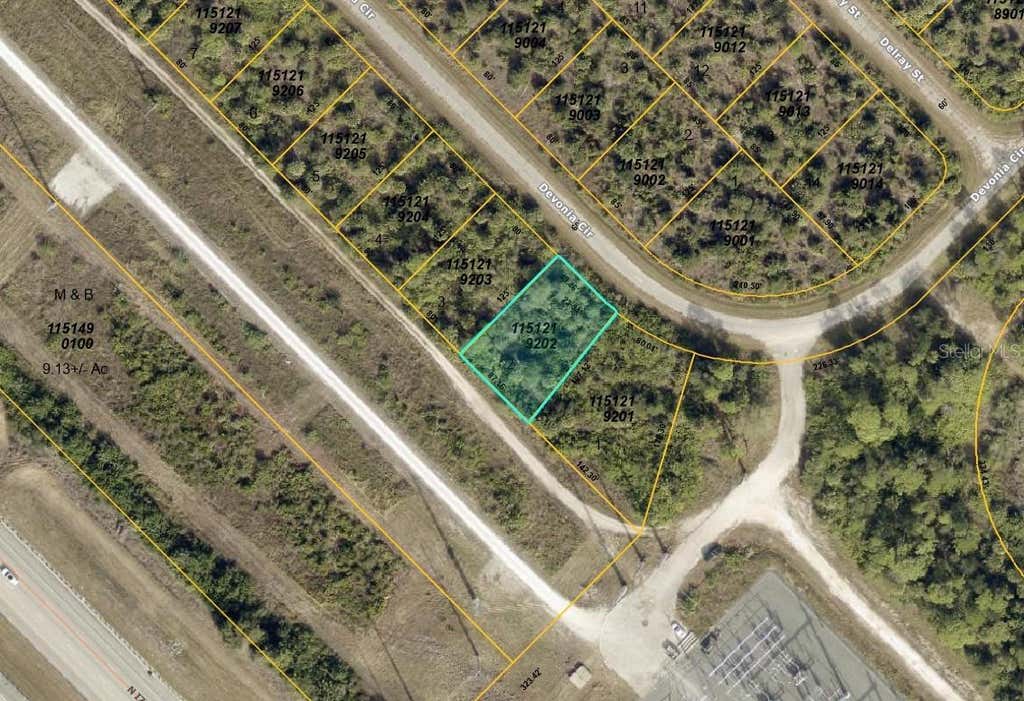 Photo of 2 Devonia Circle, North Port, FL 34288 (MLS # C7528886)