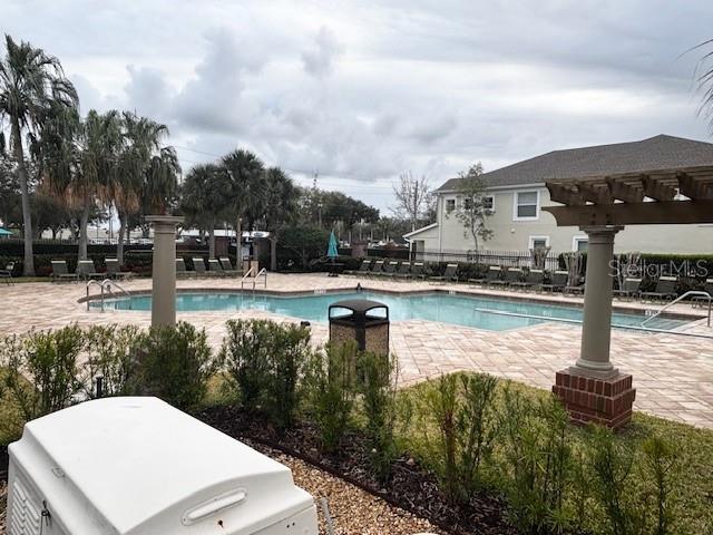 CARRIAGE HOMES AT DUNWOODY COMMONS A CONDO - Residential Lease