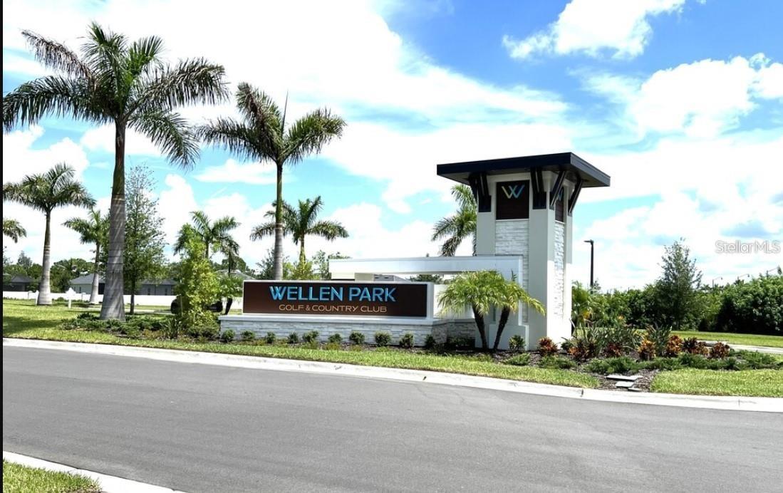 WELLEN PARK GOLF AND COUNTRY CLUB - Residential