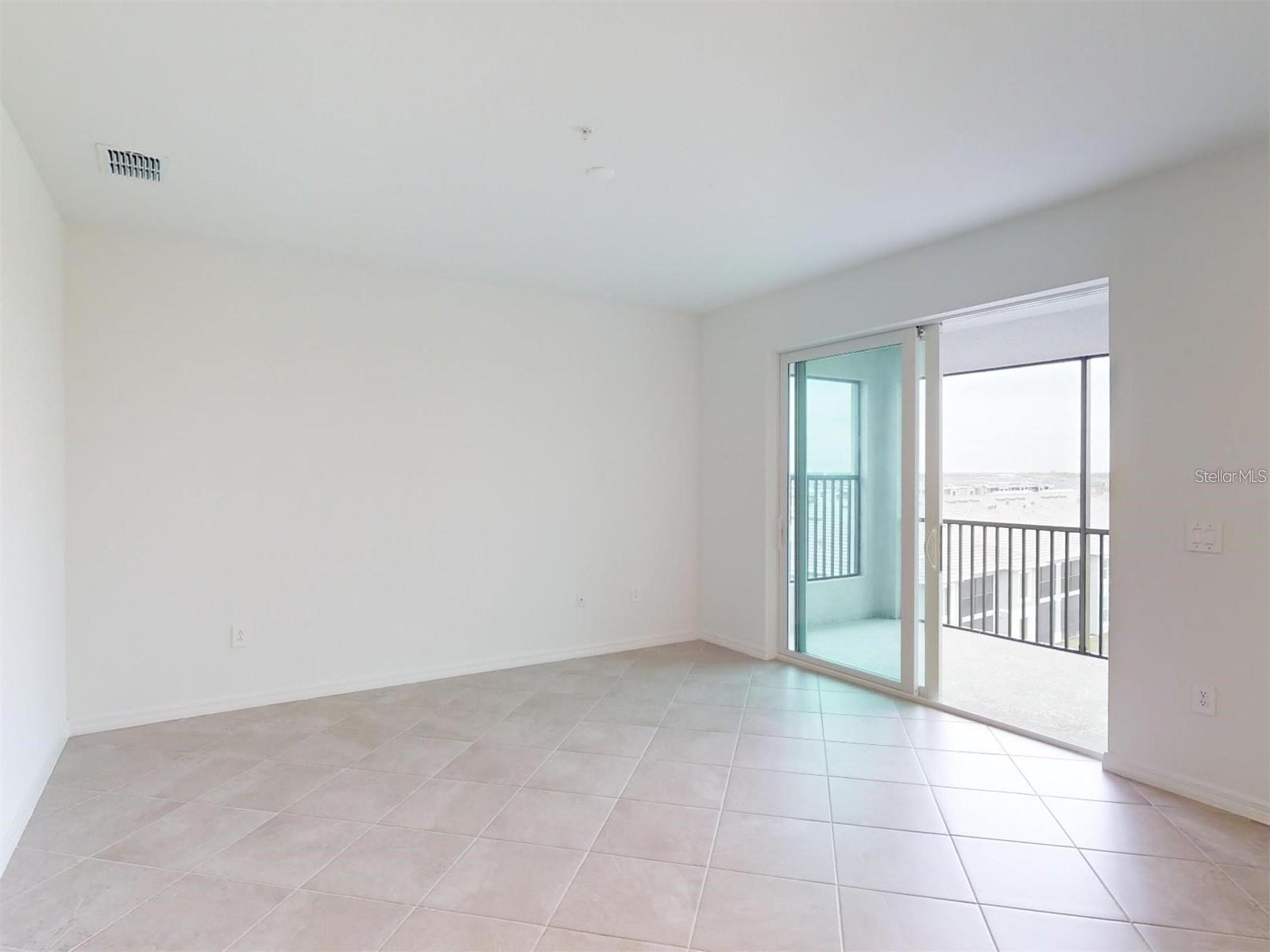 WELLEN PARK GOLF AND COUNTRY CLUB - Residential