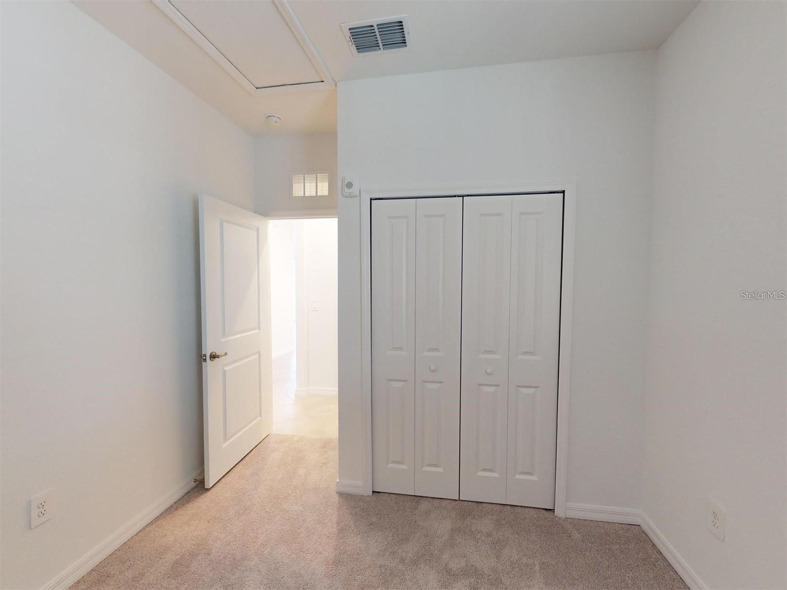 WELLEN PARK GOLF AND COUNTRY CLUB - Residential