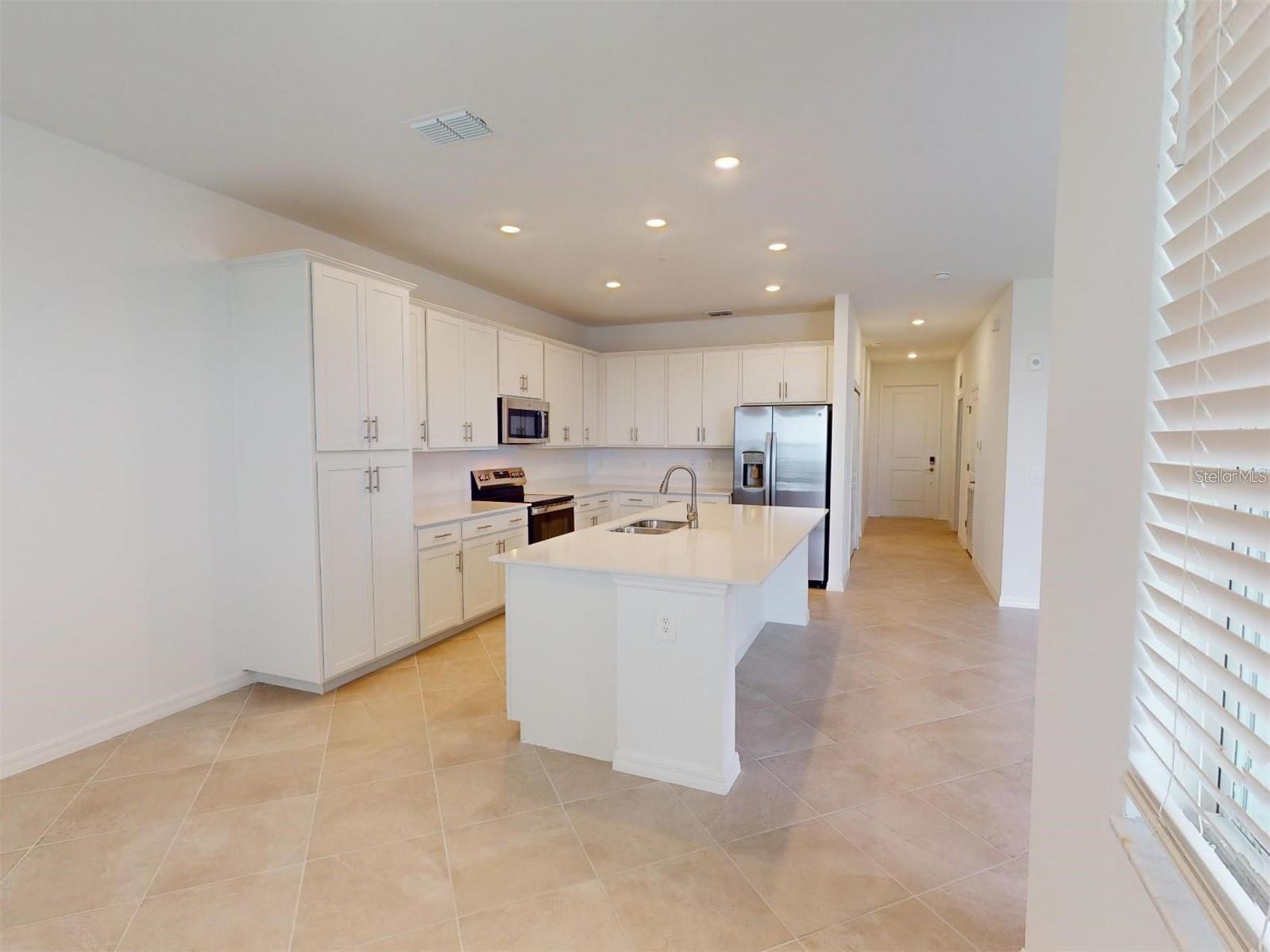 WELLEN PARK GOLF AND COUNTRY CLUB - Residential