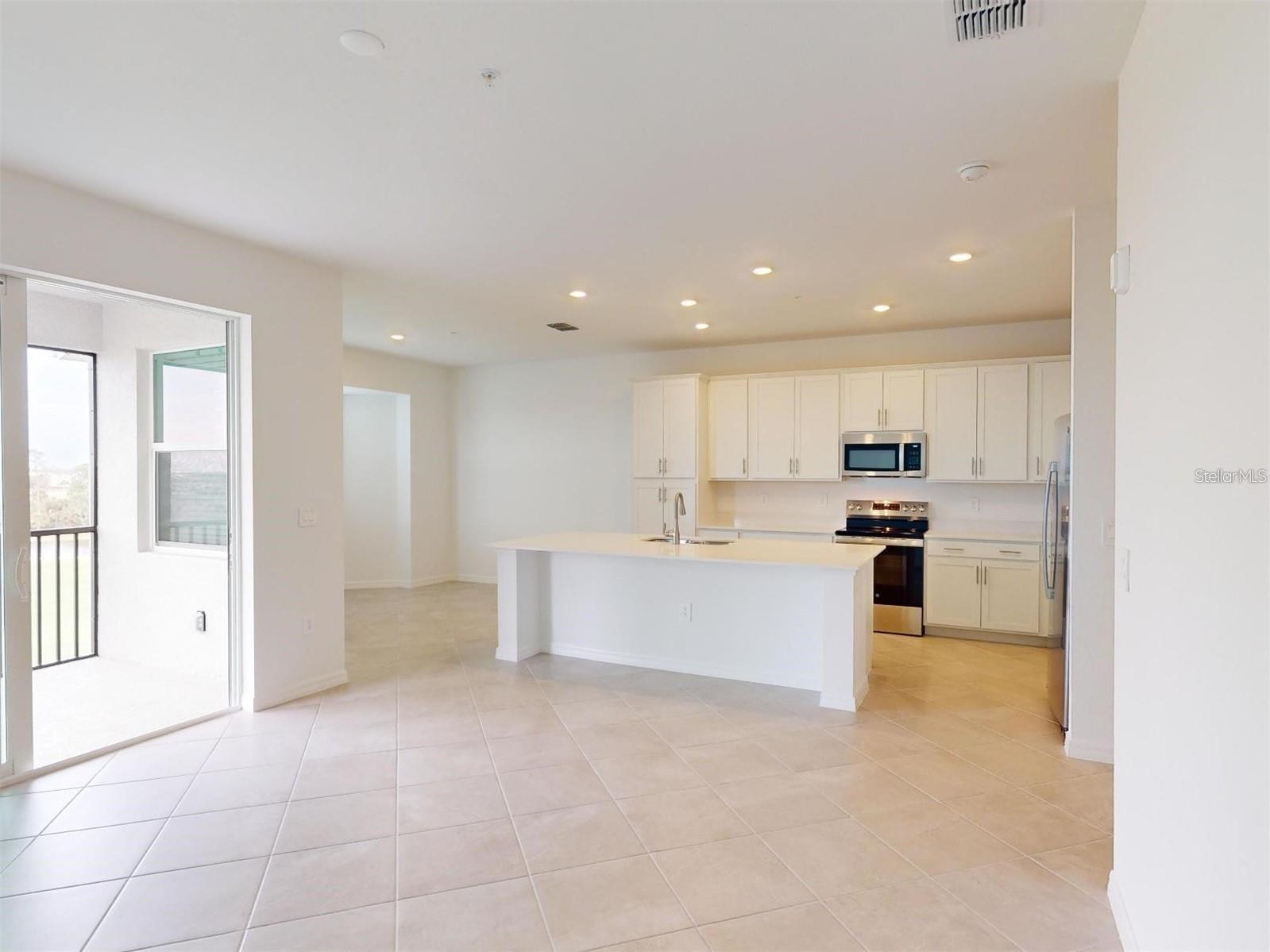 WELLEN PARK GOLF AND COUNTRY CLUB - Residential