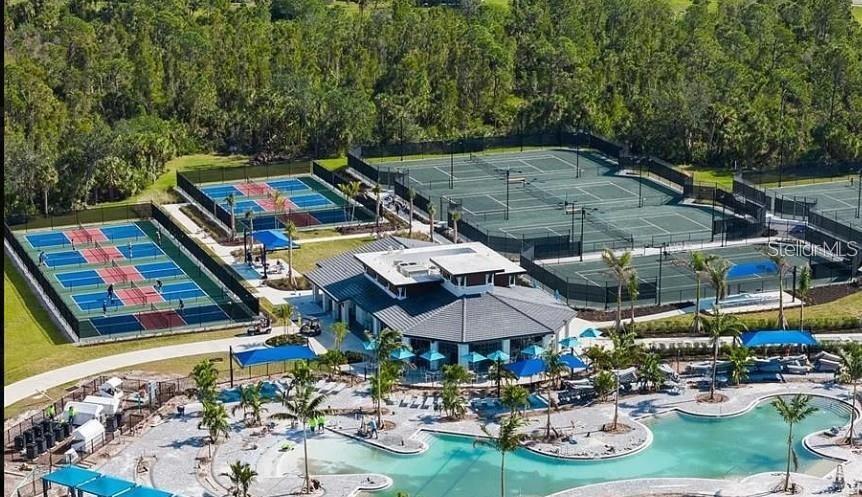 WELLEN PARK GOLF AND COUNTRY CLUB - Residential