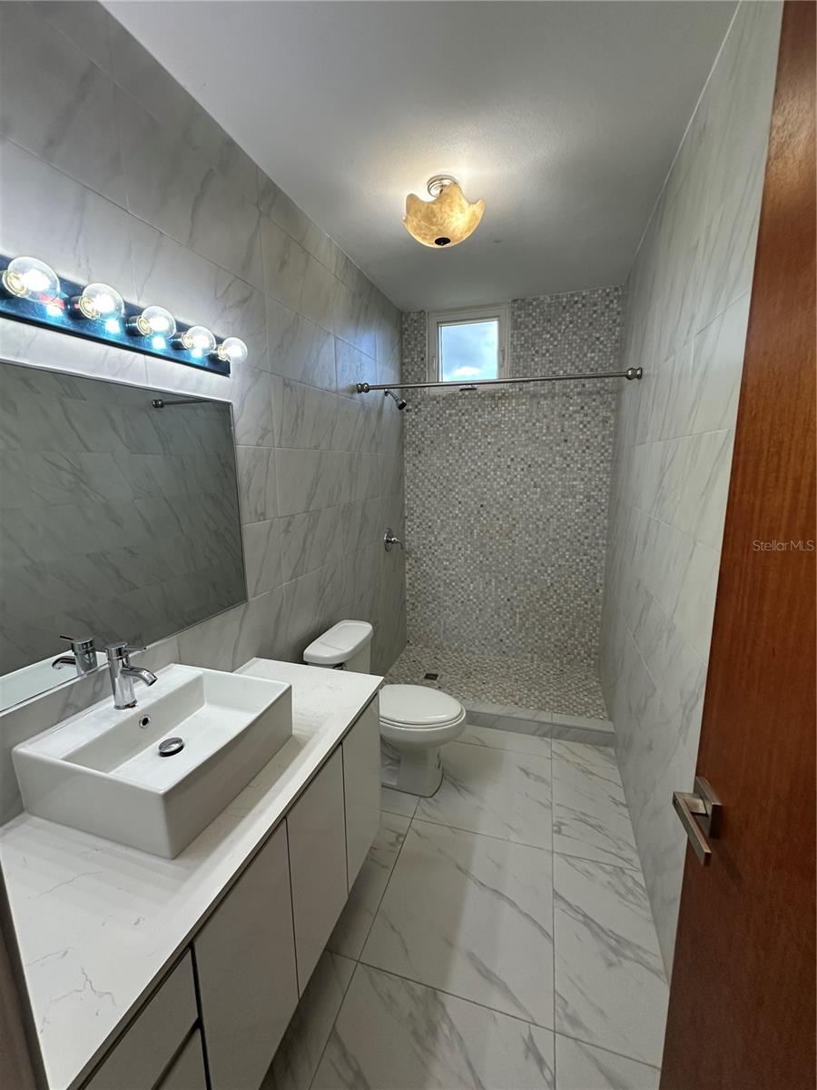 RIVER TERRACE - Residential