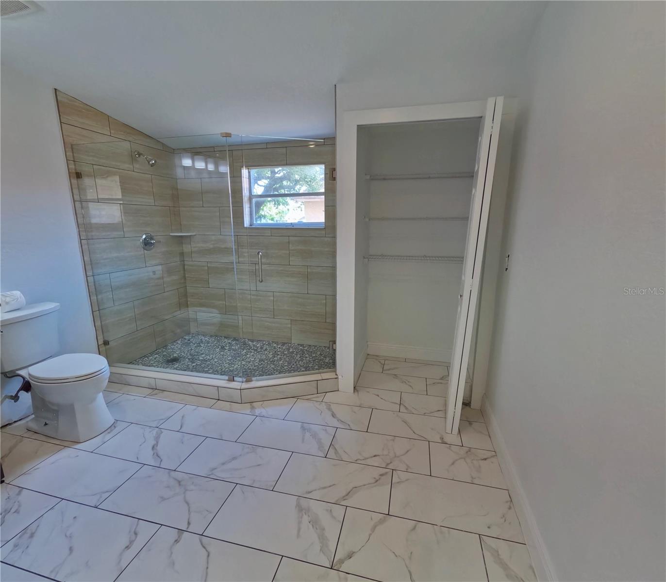 MADISON TERRACE - Residential