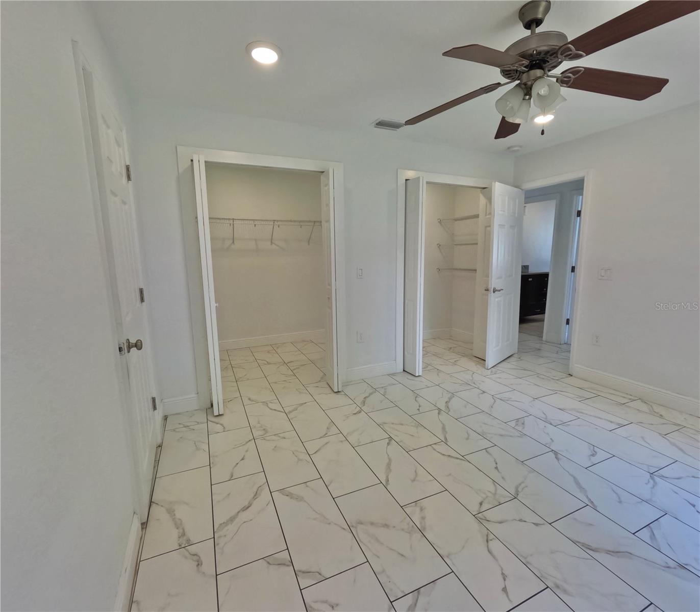 MADISON TERRACE - Residential