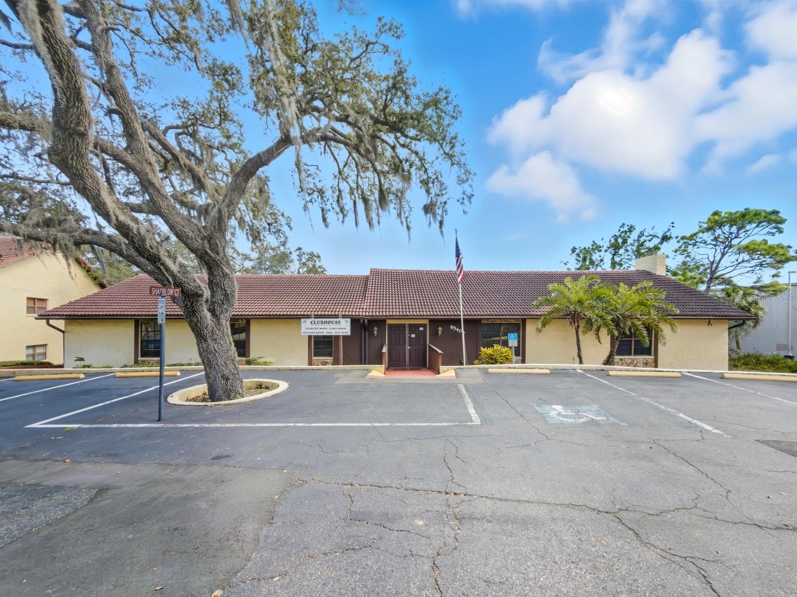 FOREST LAKE VILLAS CONDO - Residential