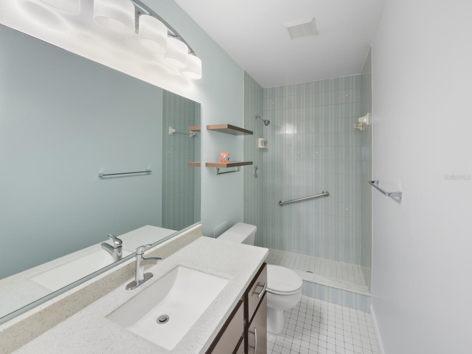 FOREST LAKE VILLAS CONDO - Residential