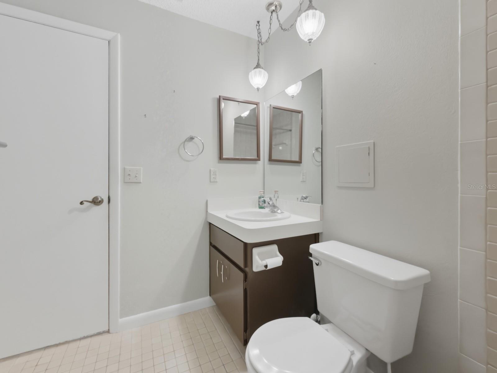 FOREST LAKE VILLAS CONDO - Residential