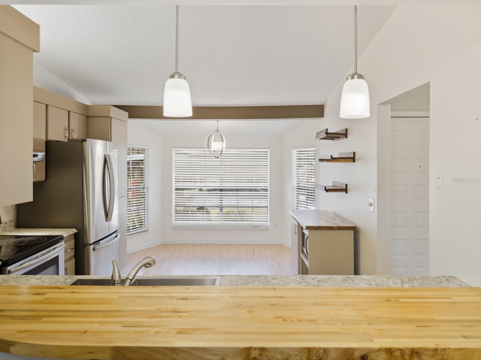 FOREST LAKE VILLAS CONDO - Residential