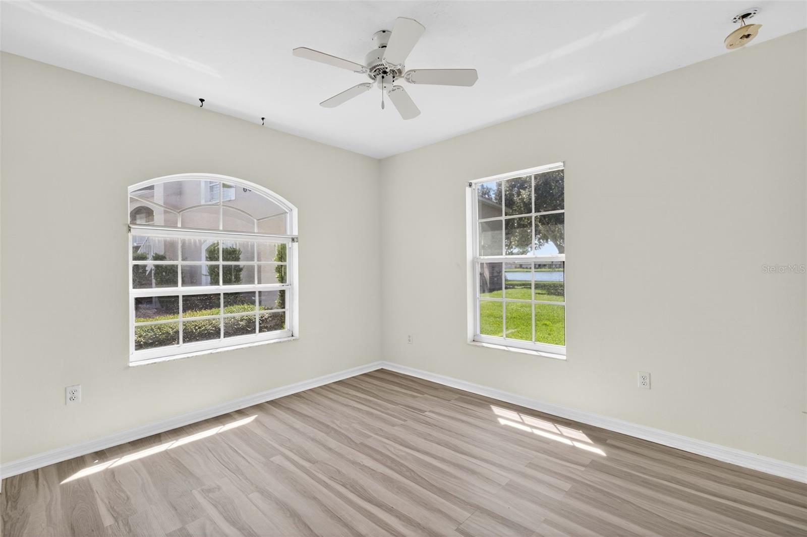 CRYSTAL BAY/KINGSWAY - Residential