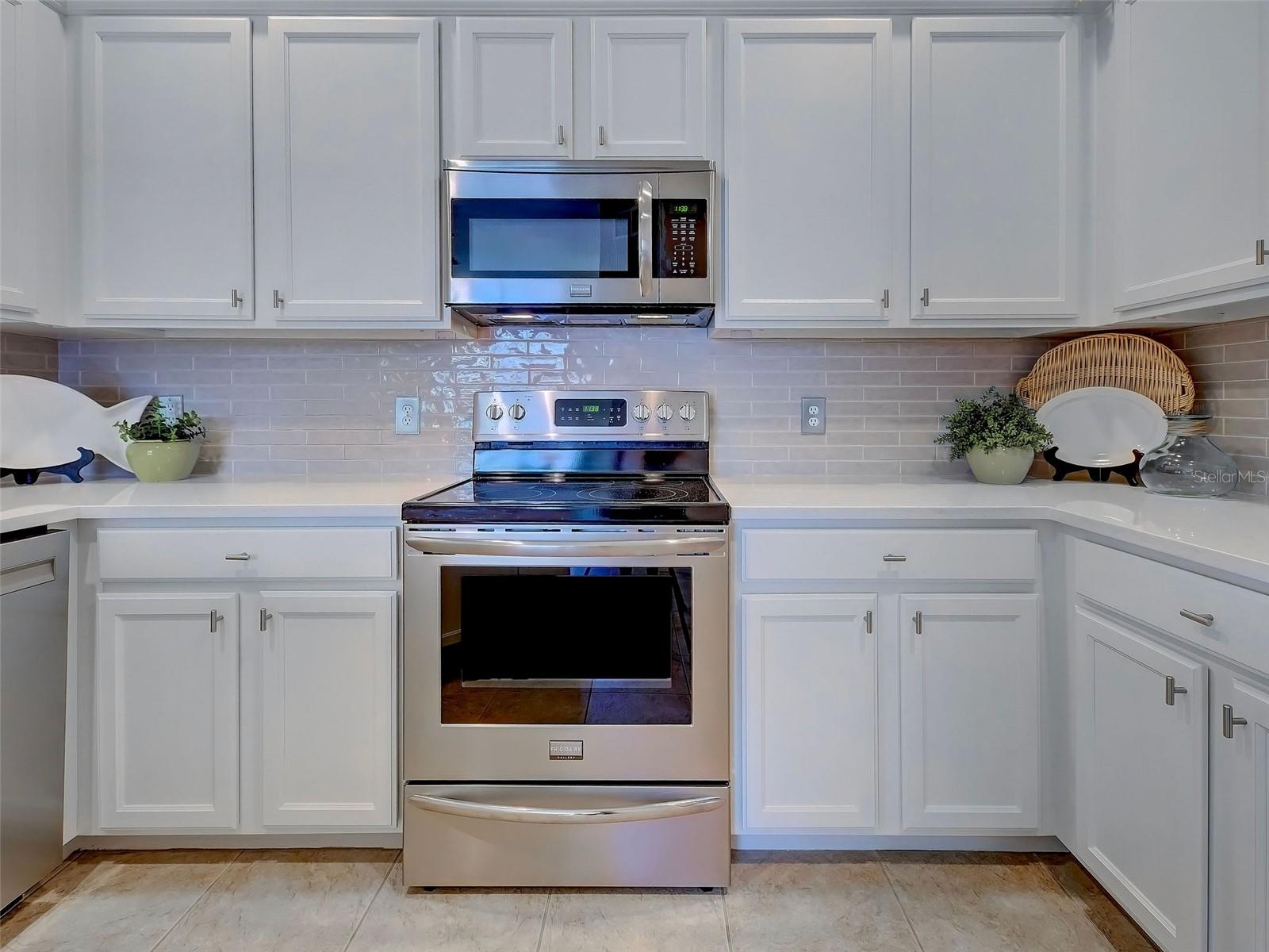 STONEYBROOK AT VENICE - Residential