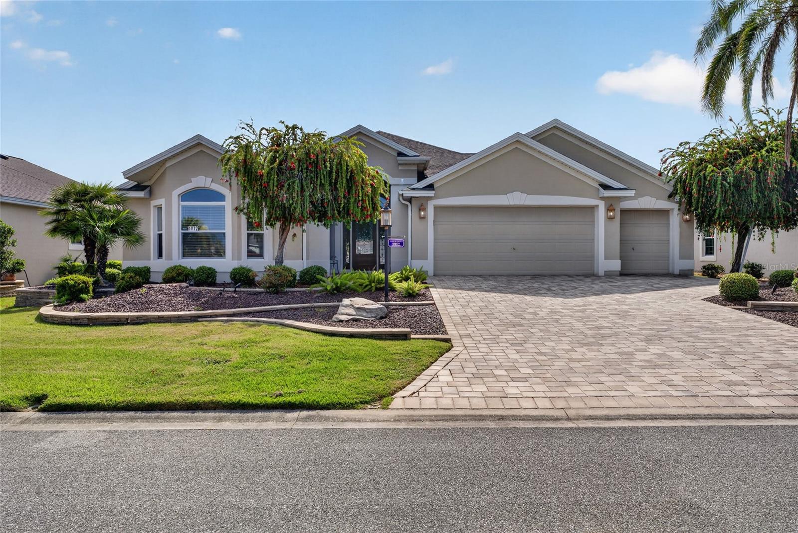1912 YEARLING WAY