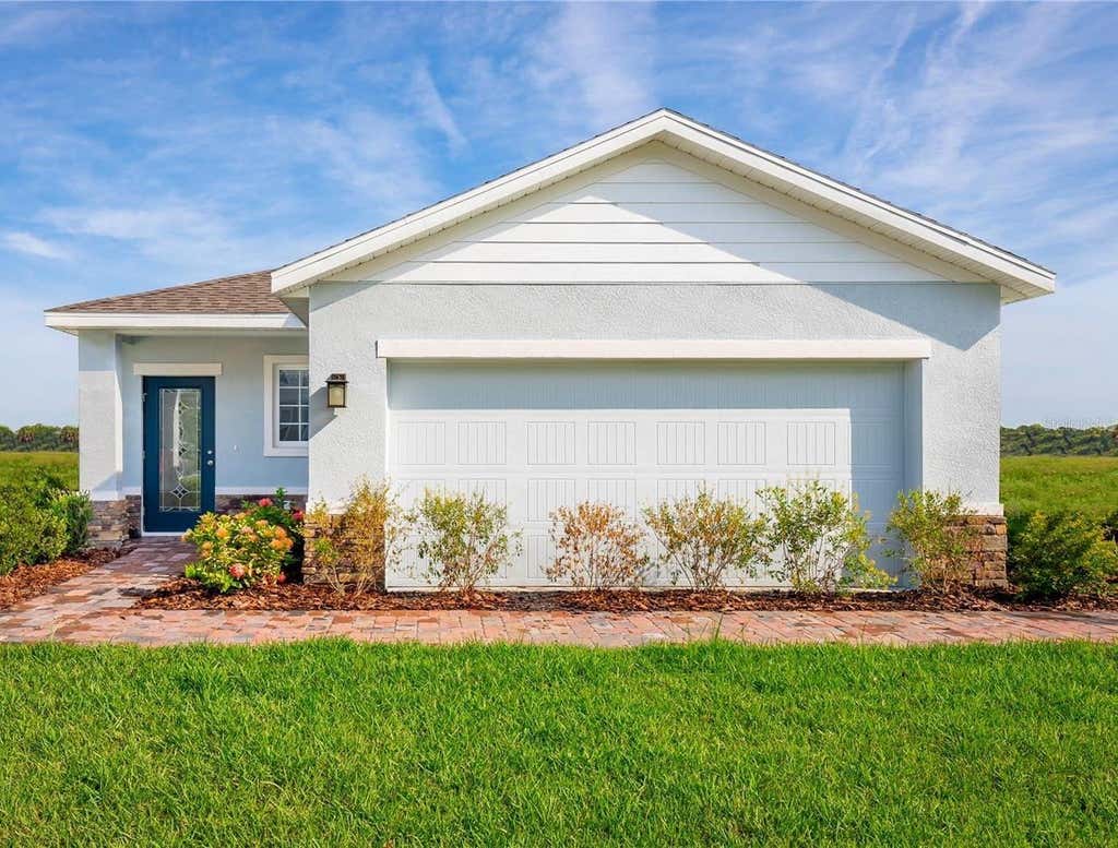 Photo of 2584 White Ladyfish Road, Wimauma, FL 33598 (MLS # J1004112)