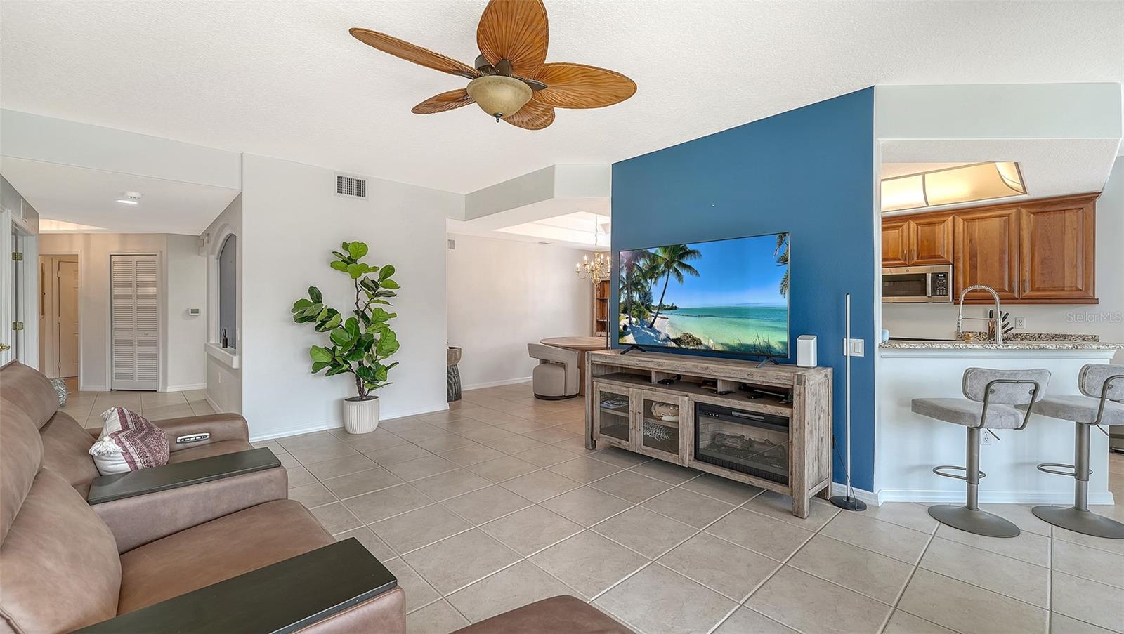 4469 CINNAMON DRIVE 2505