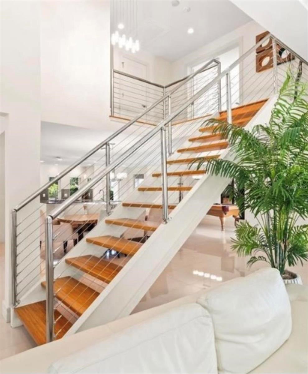 BELLEAIR ESTATES - Residential