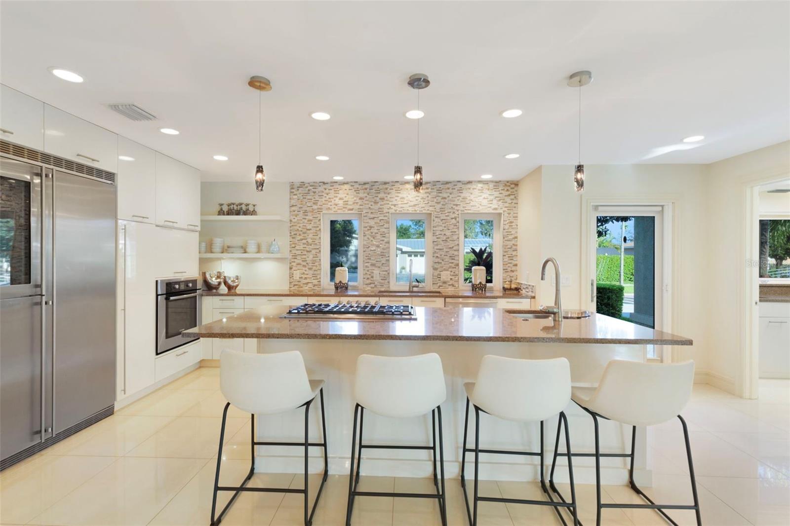 BELLEAIR ESTATES - Residential